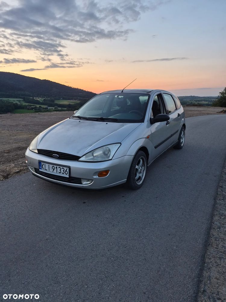 Ford Focus 1.6 Trend - 6
