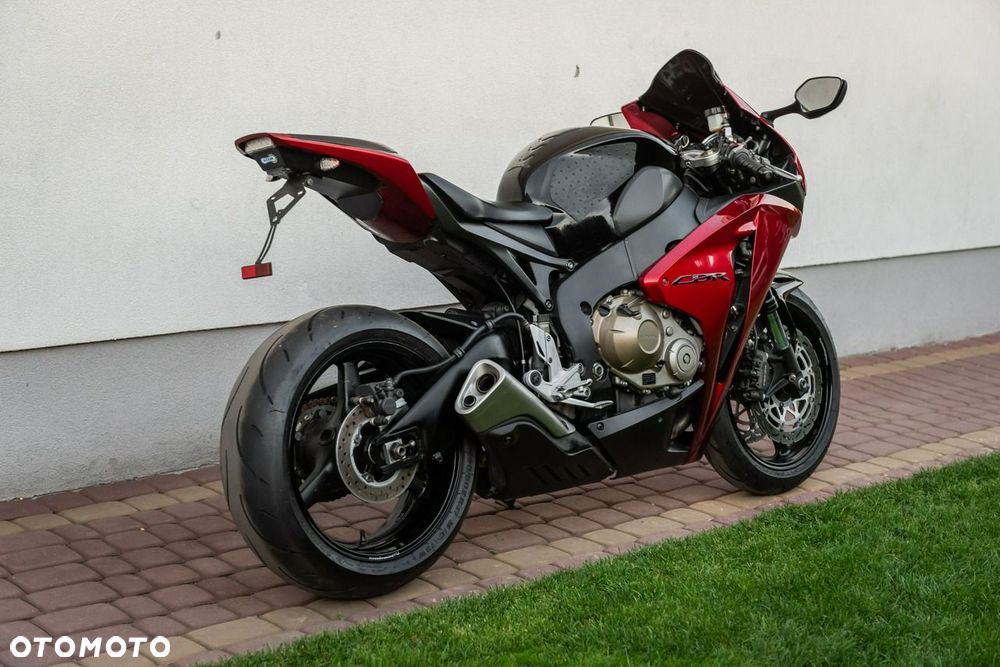 Honda CBR - 3