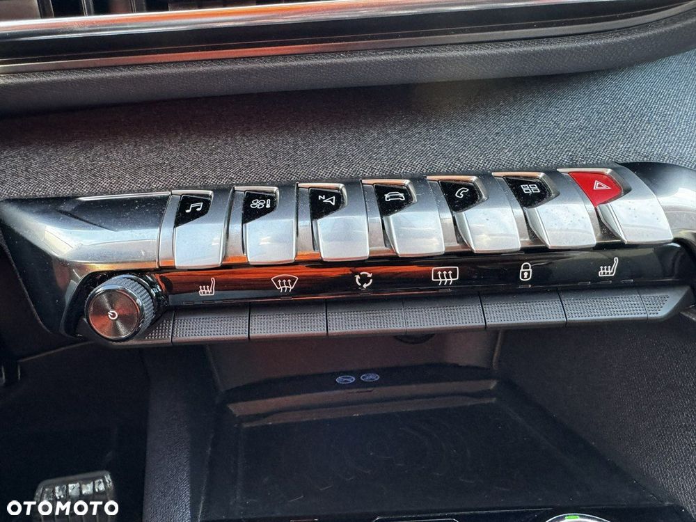 Peugeot 5008 1.5 BlueHDi Allure Pack S&S EAT8 - 27