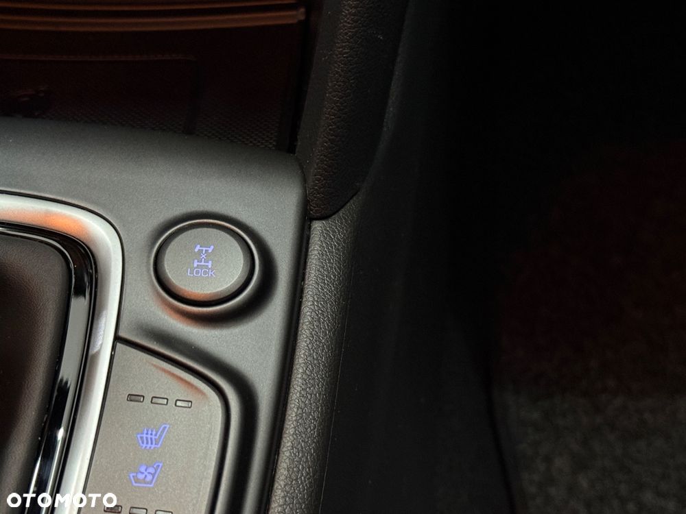 Hyundai Kona 1.6 T-GDI DCT 4WD Premium - 34