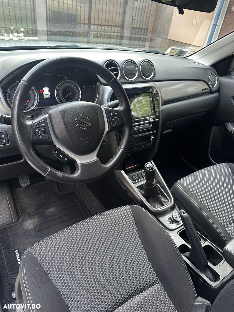 Suzuki Vitara 1.0 ALLGRIP Passion - 8