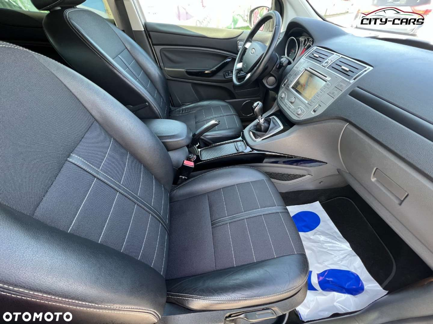 Ford Kuga - 23