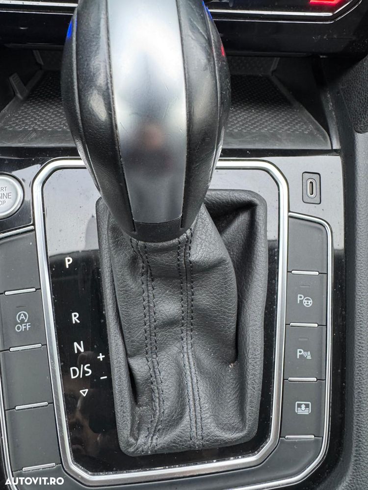 Volkswagen Passat 2.0 TDI SCR DSG Business - 21