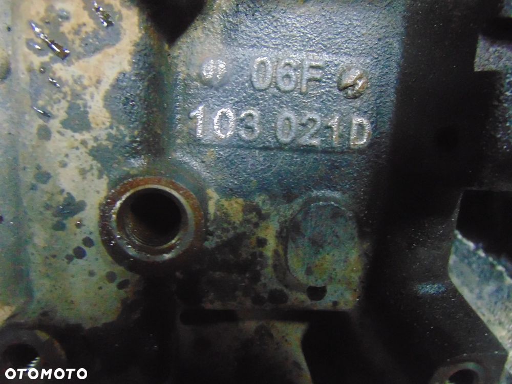 Blok silnika VW Golf 5 2,0 tfsi - 12