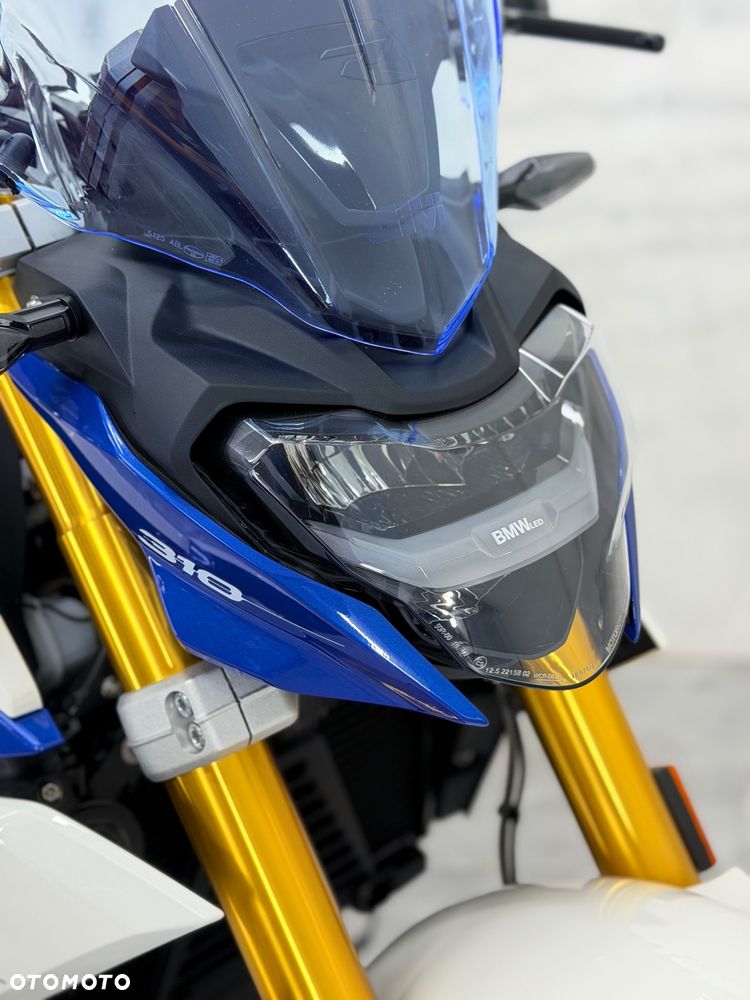 BMW G - 11
