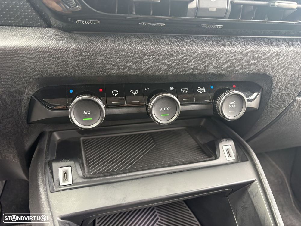 Citroën C4 1.2 PureTech Feel Pack EAT8 - 25