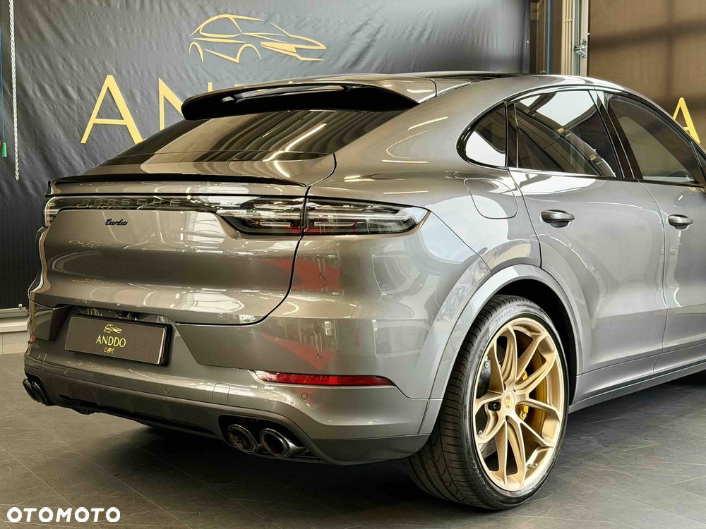 Porsche Cayenne Turbo - 34
