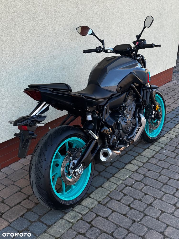 Yamaha YZF - 3