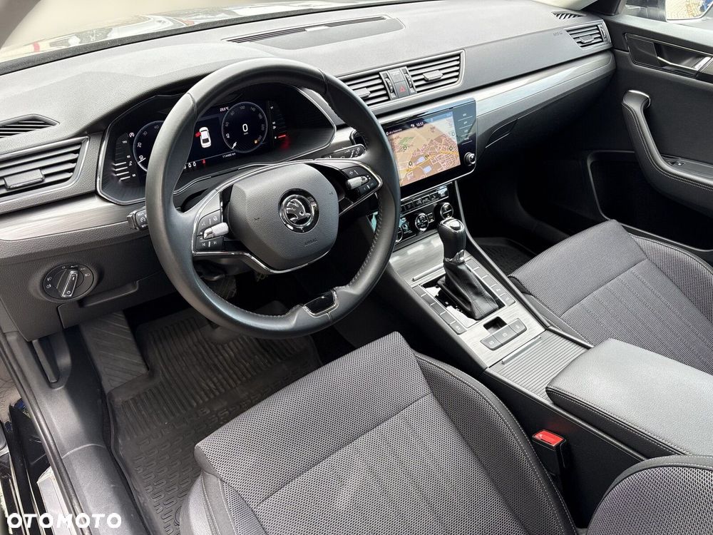 Skoda Superb 2.0 TDI SCR Style DSG - 11