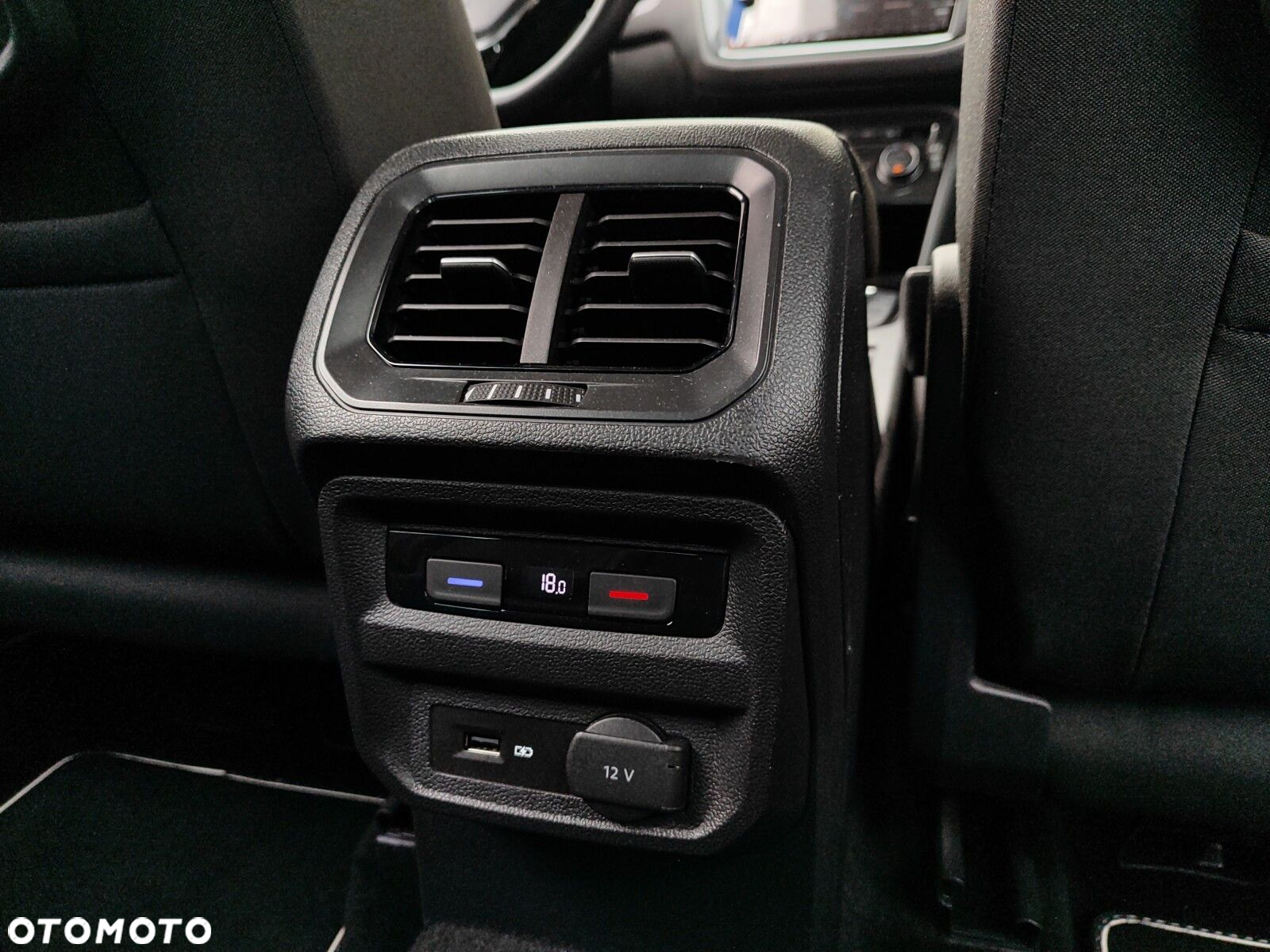 Volkswagen Tiguan - 15