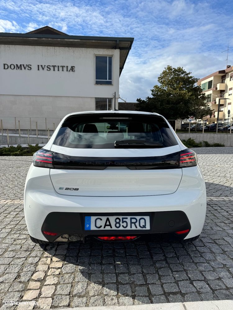 Peugeot e-208 Active - 6