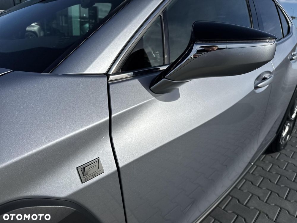 Lexus UX 250h GPF F Sport Design 2WD - 33