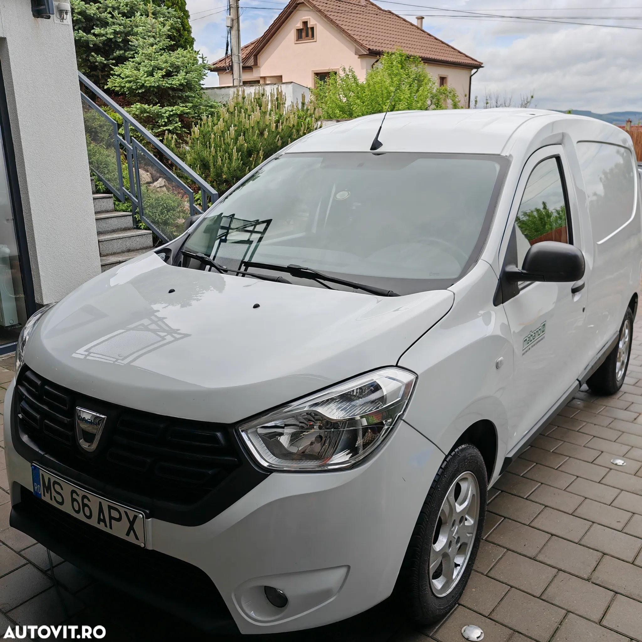 Dacia Dokker 1.5 Blue dCi Laureate - 3