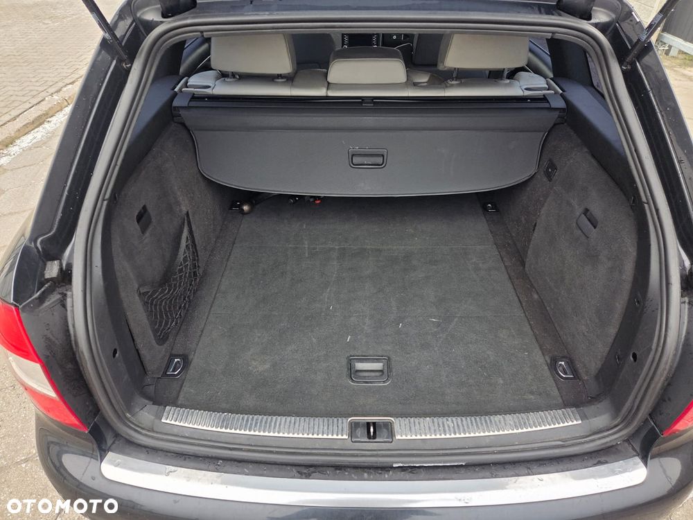 Audi S4 Avant Standard - 13