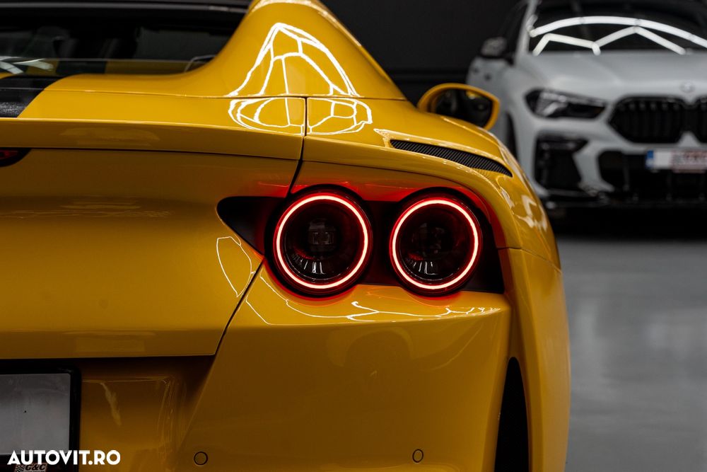 Ferrari 812 - 7
