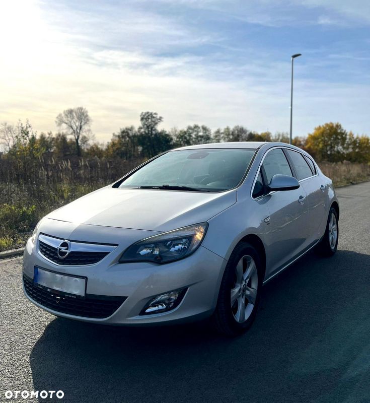Opel Astra 1.6 Turbo Sport - 3