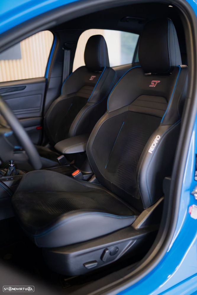 Ford Focus 2.3 EcoBoost S&S ST X - 25