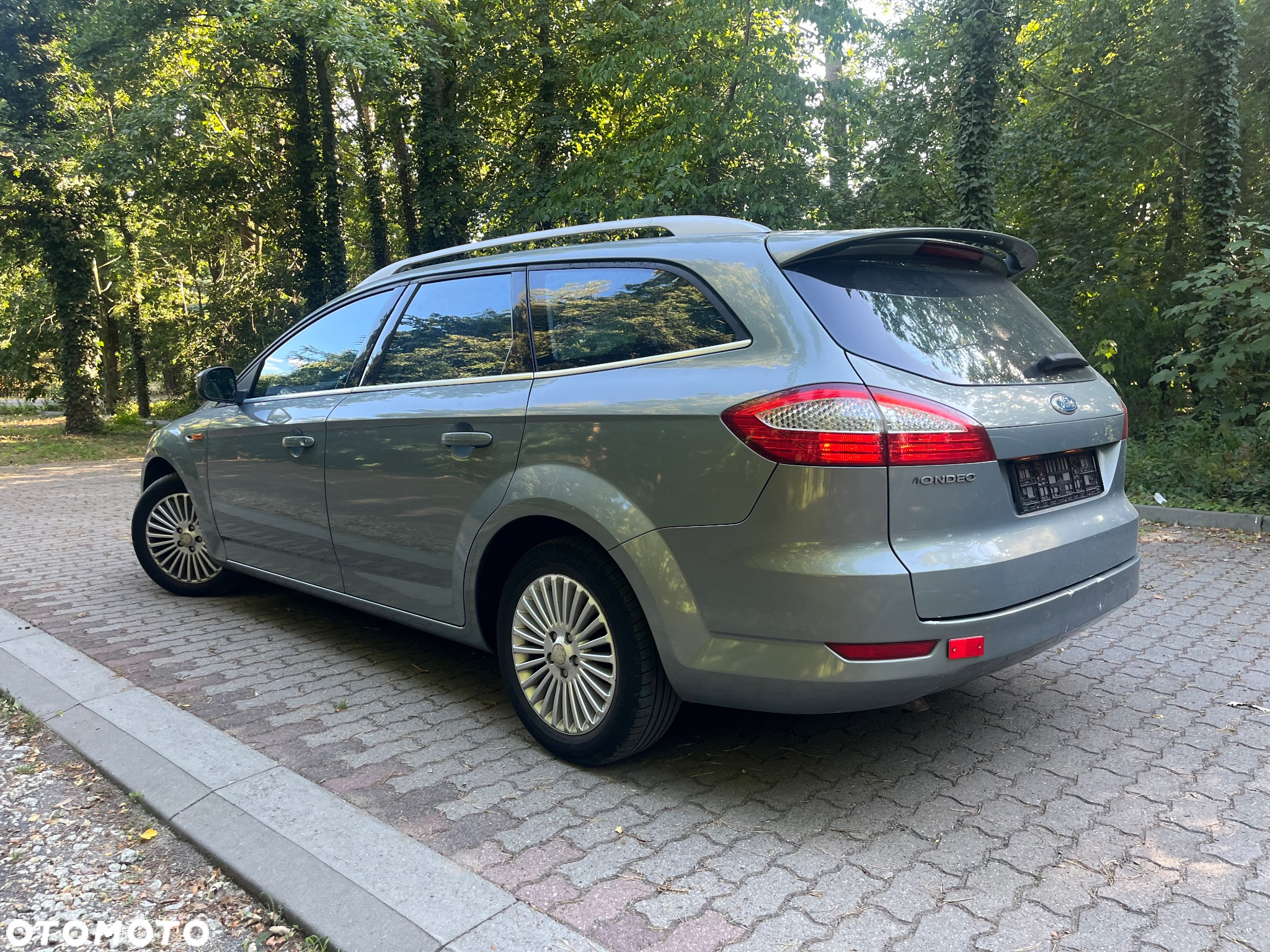 Ford Mondeo 2.0 TDCi Titanium - 23