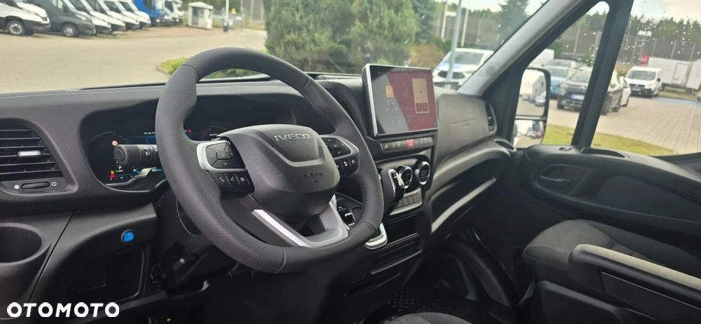 Iveco DOSTEPNY OD RĘKI - 3.5T NA HAKU !!! - 15