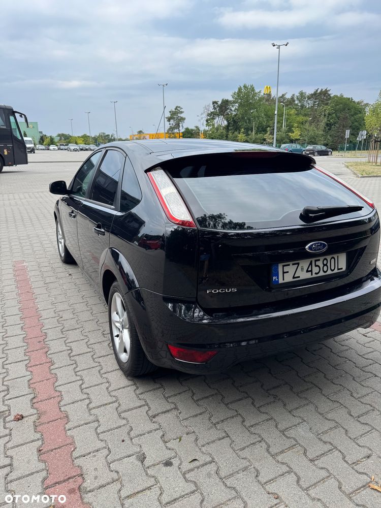 Ford Focus 1.6 TDCi DPF Trend - 4
