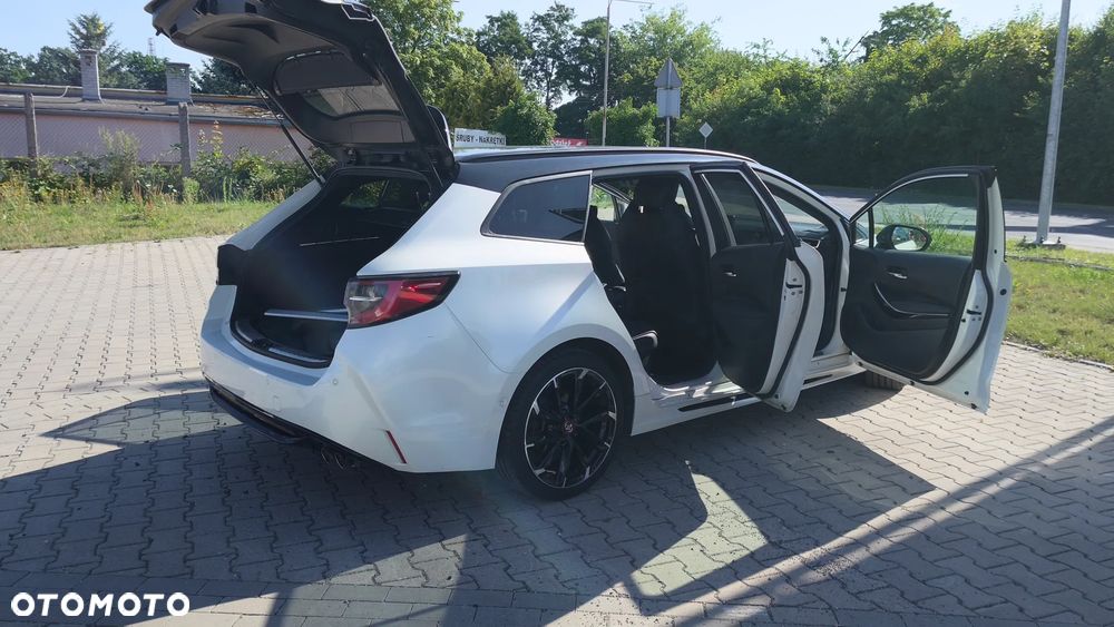 Toyota GR Corolla - 40