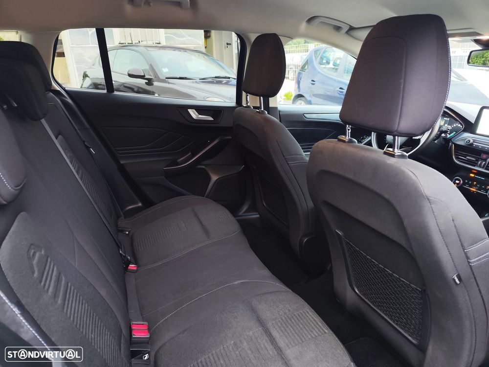 Ford Focus SW 1.5 TDCi EcoBlue Active X - 15