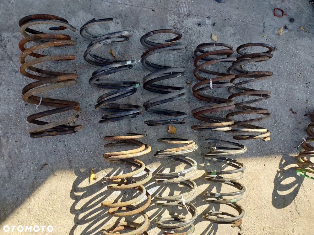 TOYOTA CELICA V 5 sprężyna przód sprężyny 2,0 gti - 3