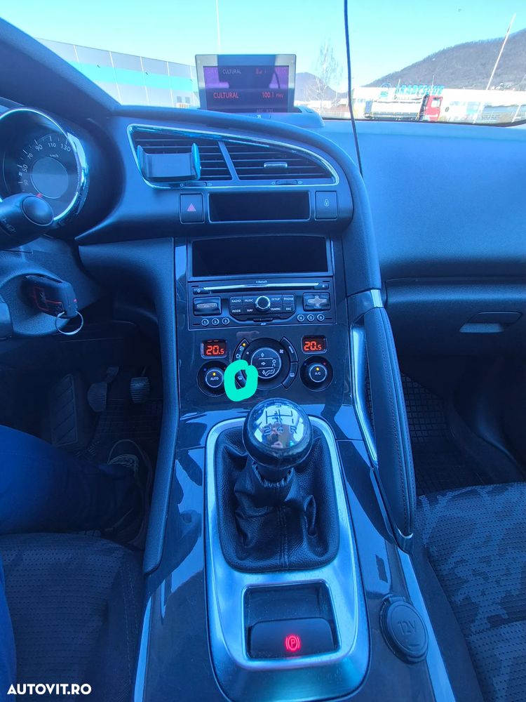 Peugeot 3008 120 VTi Active - 7