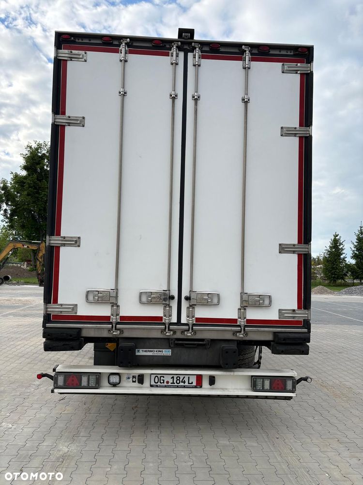 Mercedes-Benz Actros - 6
