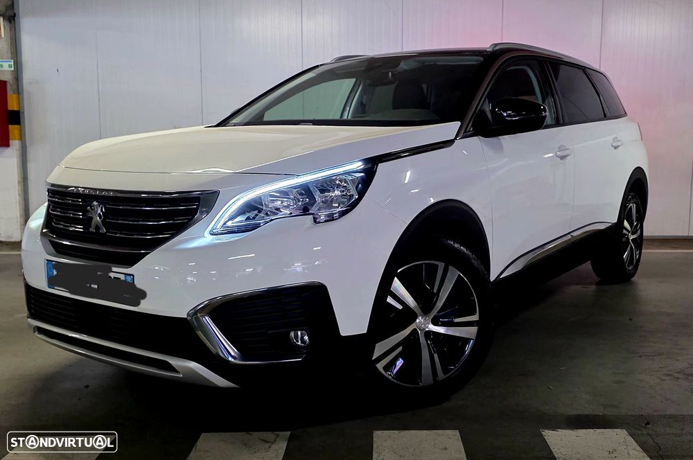 Peugeot 5008 1.2 PureTech Allure Pack - 1