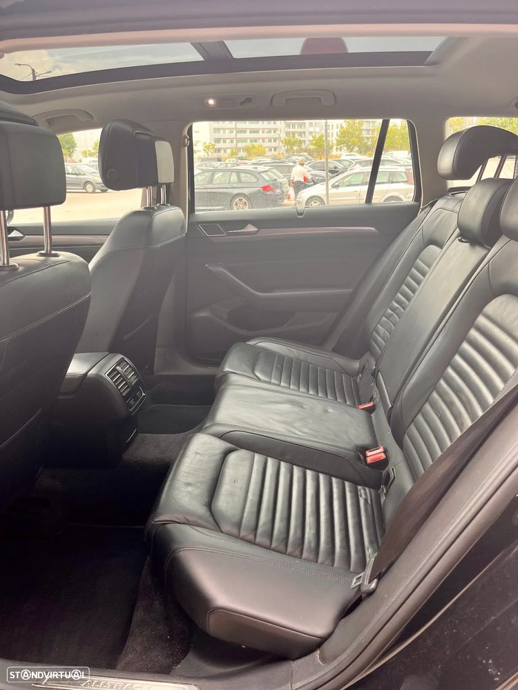 VW Passat Alltrack 2.0 TDI DSG 4Motion - 9