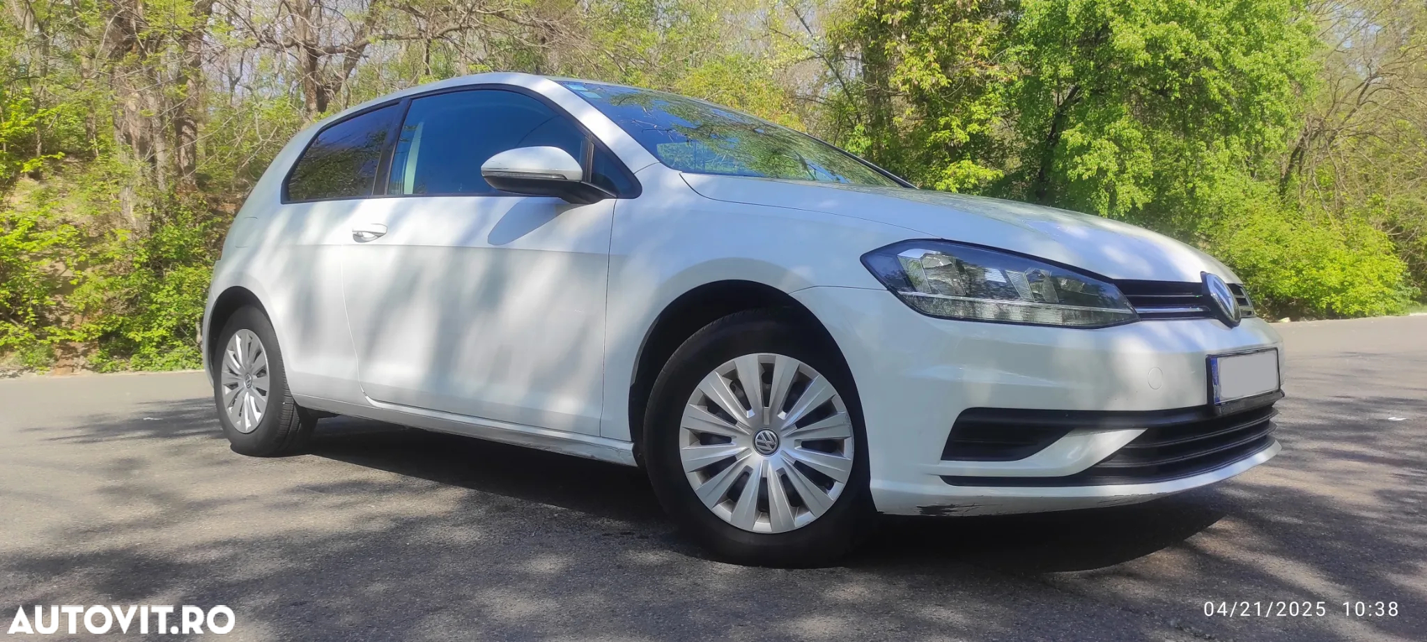 Volkswagen Golf 1.6 TDI (BlueMotion Technology) DSG Trendline - 6