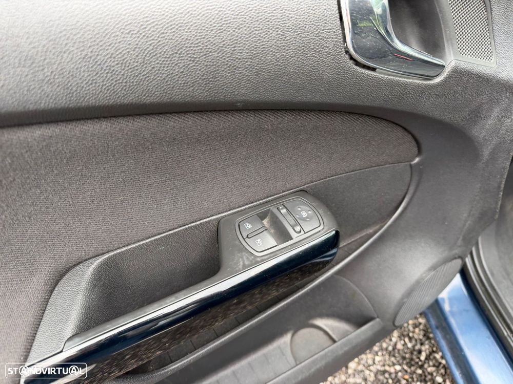 Opel Corsa 1.2 Connect Easytronic - 25