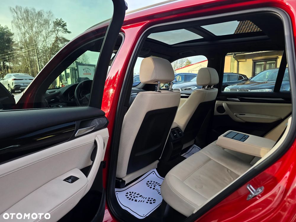 BMW X3 xDrive28i xLine - 16