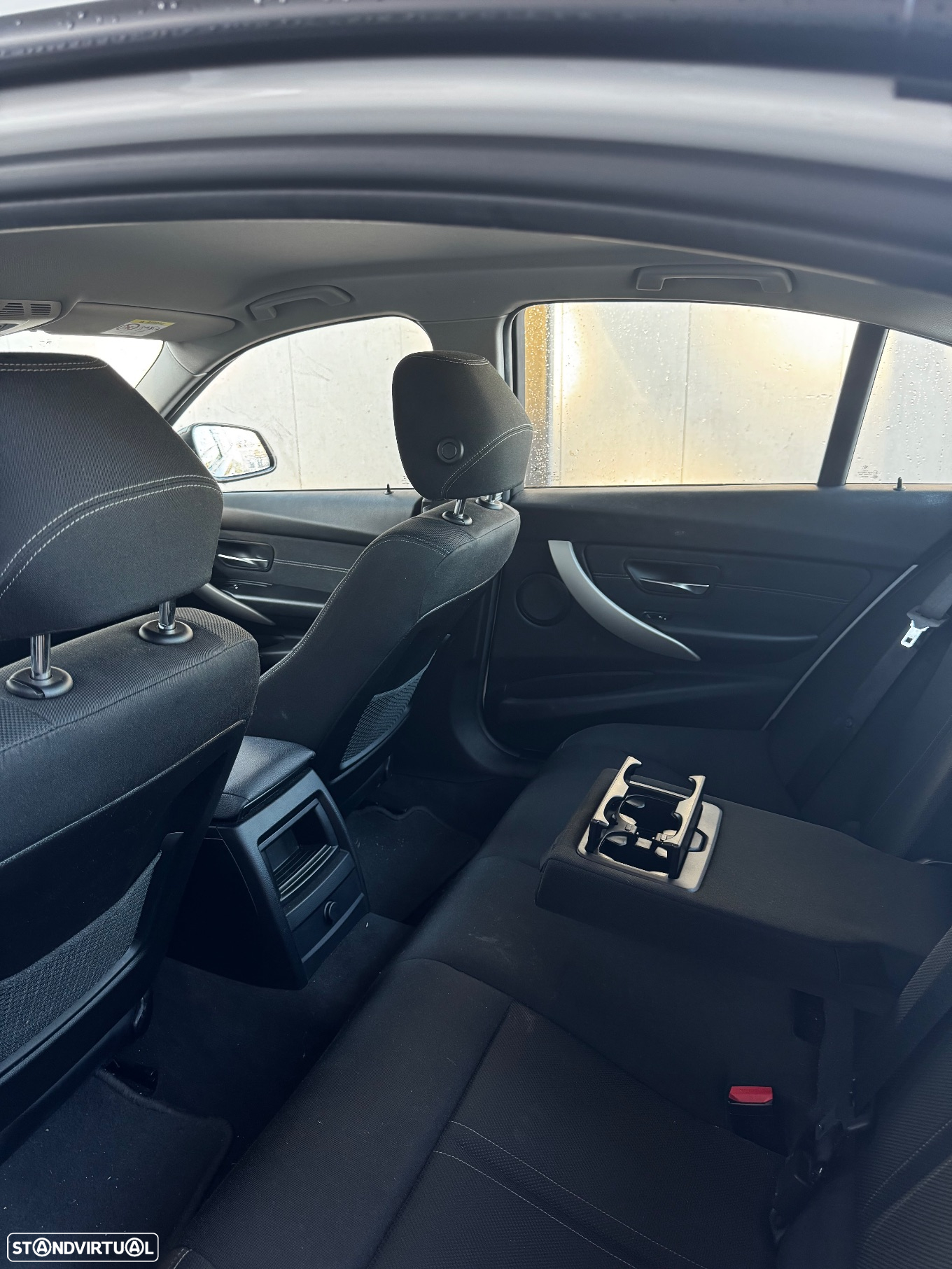 BMW 330 i Aut. Advantage - 15