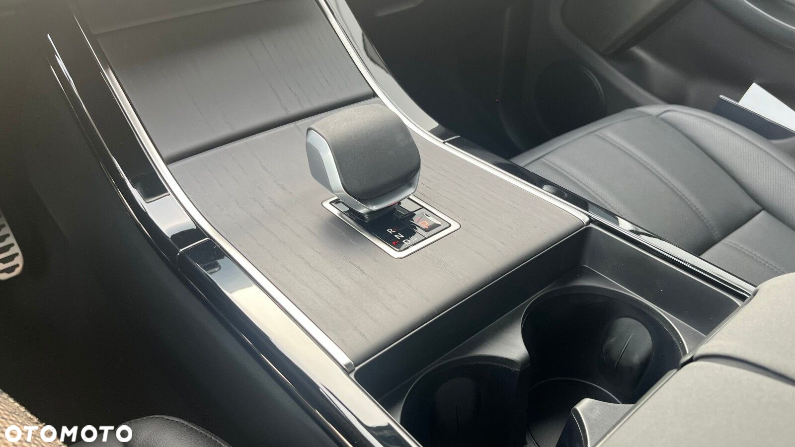 Land Rover Range Rover Evoque - 15
