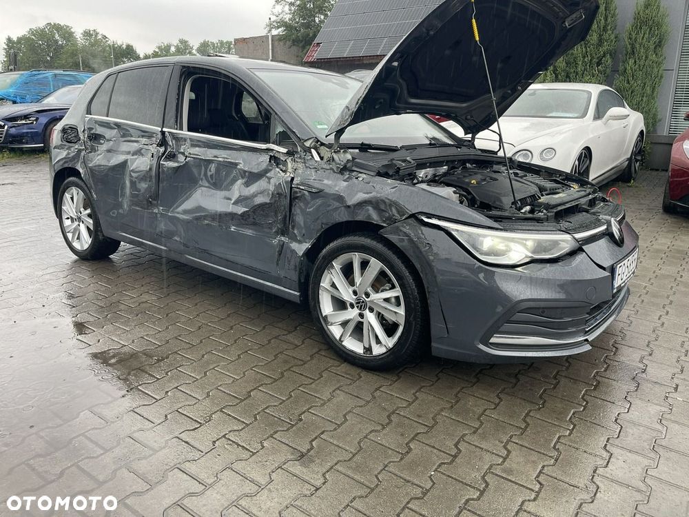 Volkswagen Golf 1.5 eTSI EVO Style DSG - 7
