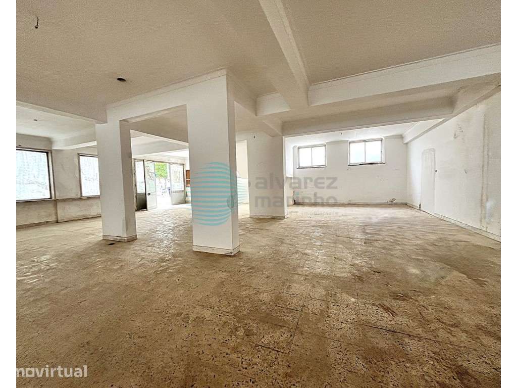 Espaço Comercial com 210 m² em Agualva - Grande imagem: 4/9