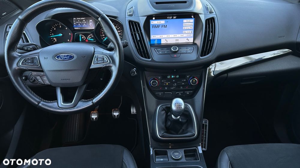 Ford Kuga 2.0 TDCi 4x4 ST-Line - 11