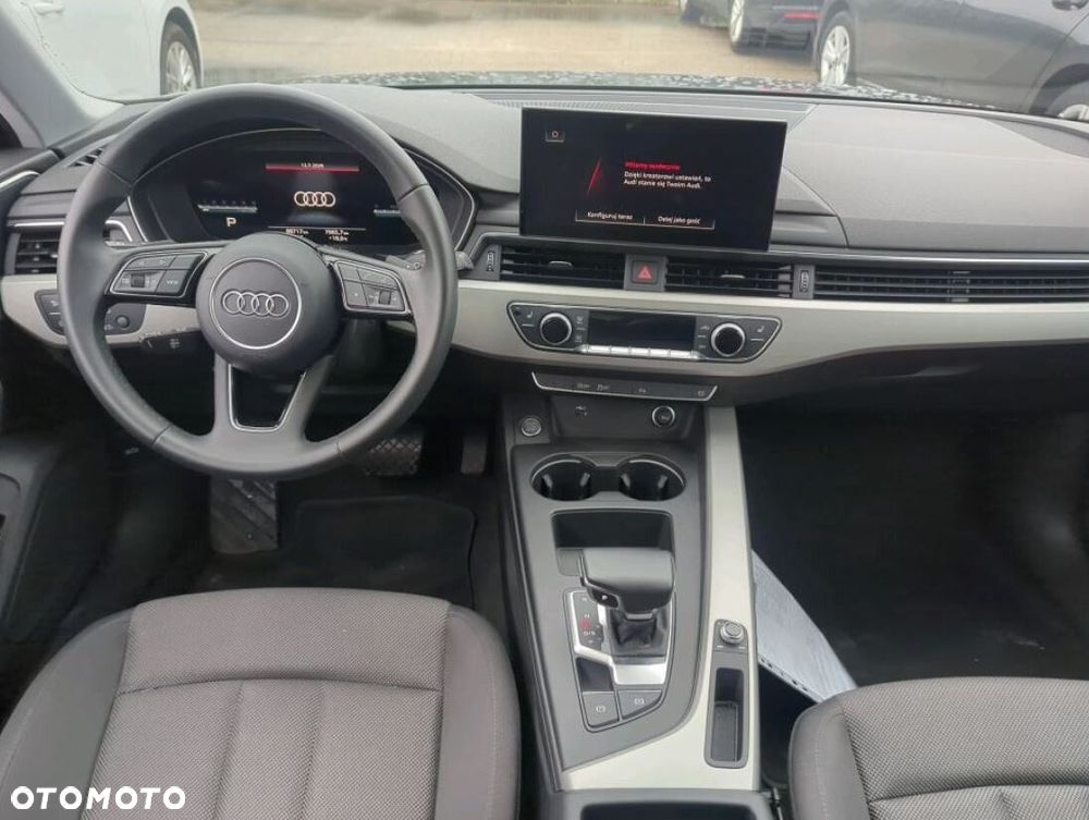 Audi A4 Limousine - 5