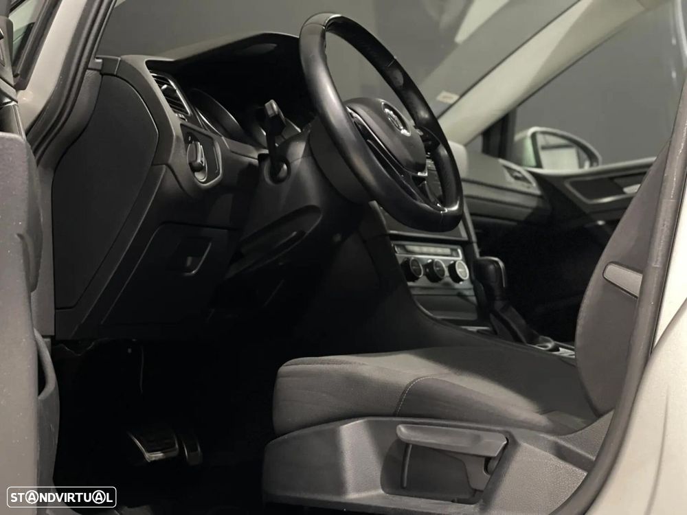 VW Golf - 3
