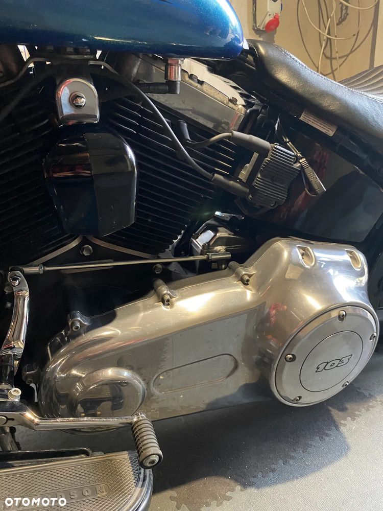 Harley-Davidson Softail Slim - 26