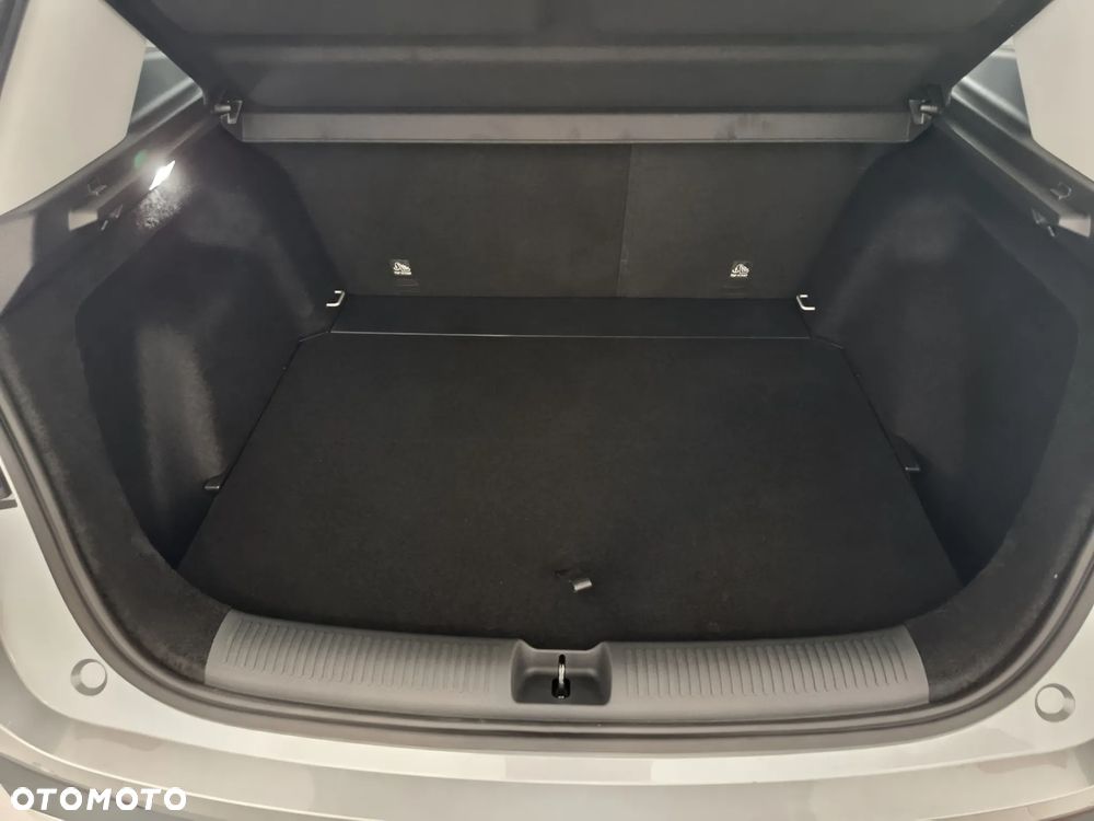 MG ZS Hybrid+ - 6