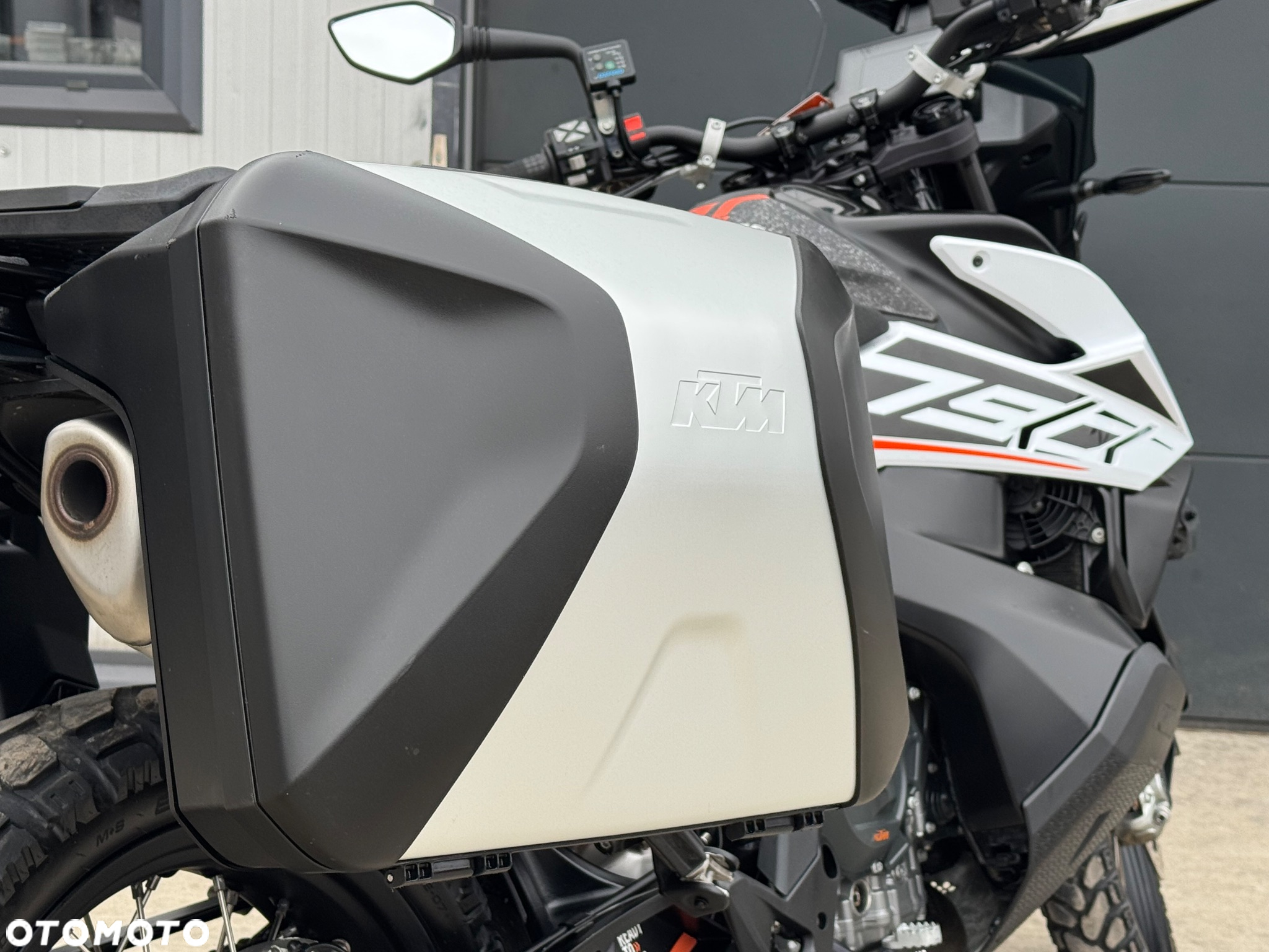 KTM Adventure - 5