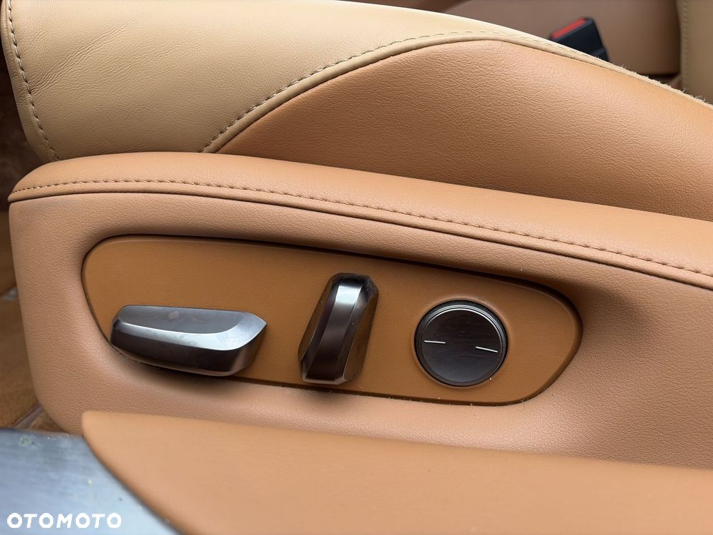Lexus LC 500 Prestige - 27