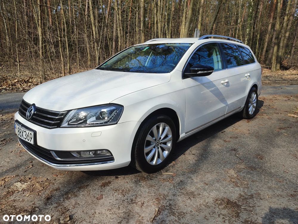 Volkswagen Passat 2.0 TDI Edition 40 DSG - 2
