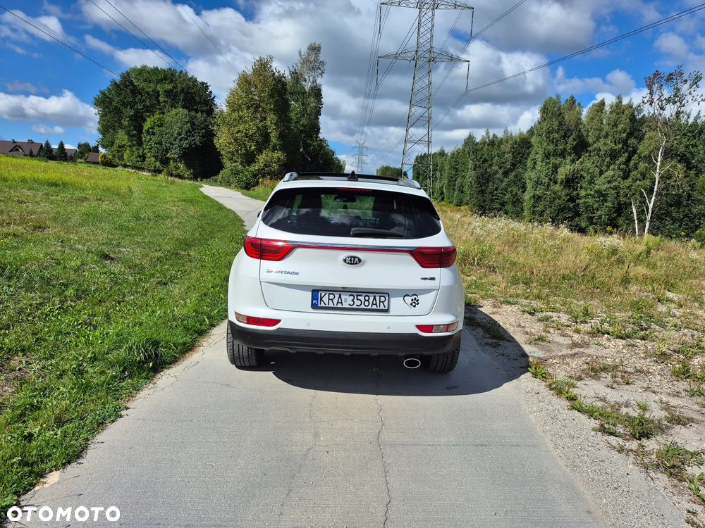 Kia Sportage 2,0 CRDI AWD GT Line - 5