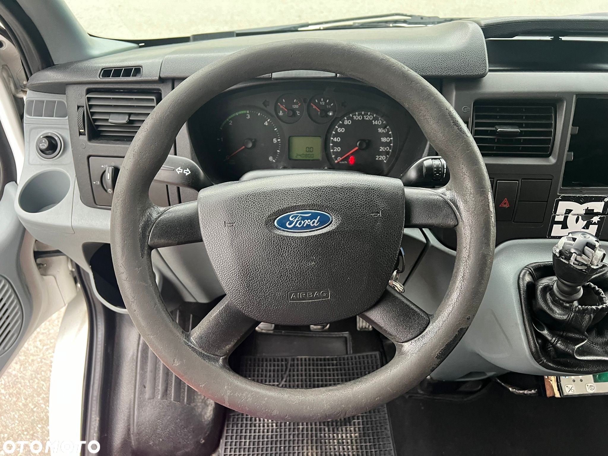 Ford Transit - 18