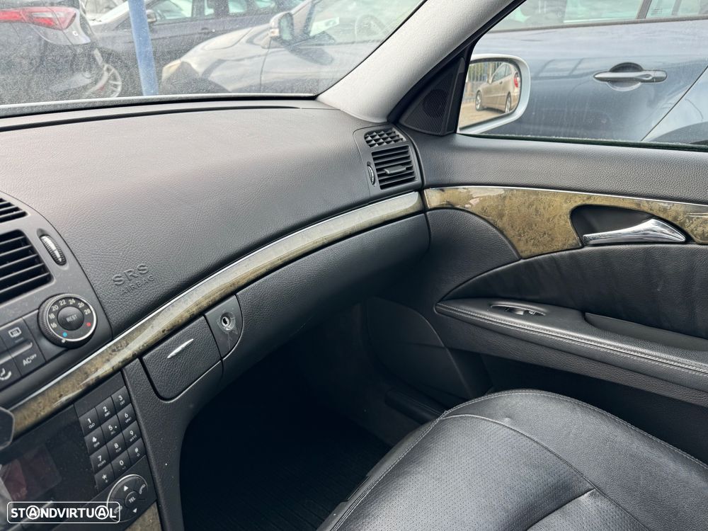 Mercedes-Benz E 220 CDi Avantgarde - 13