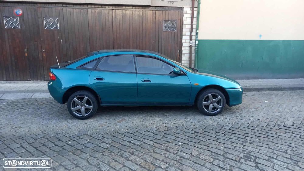 Mazda 323 F 1.5 - 8